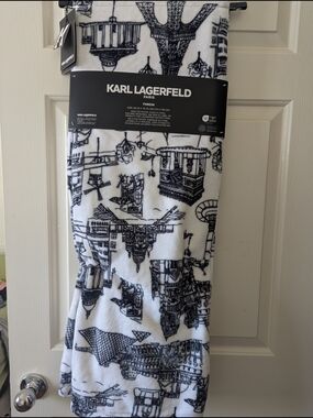Karl Lagerfeld Throw Blanket 60x70 Black White Paris Print Super Soft OEKO